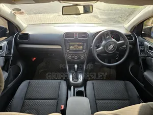 Volkswagen Golf 2011 Blue