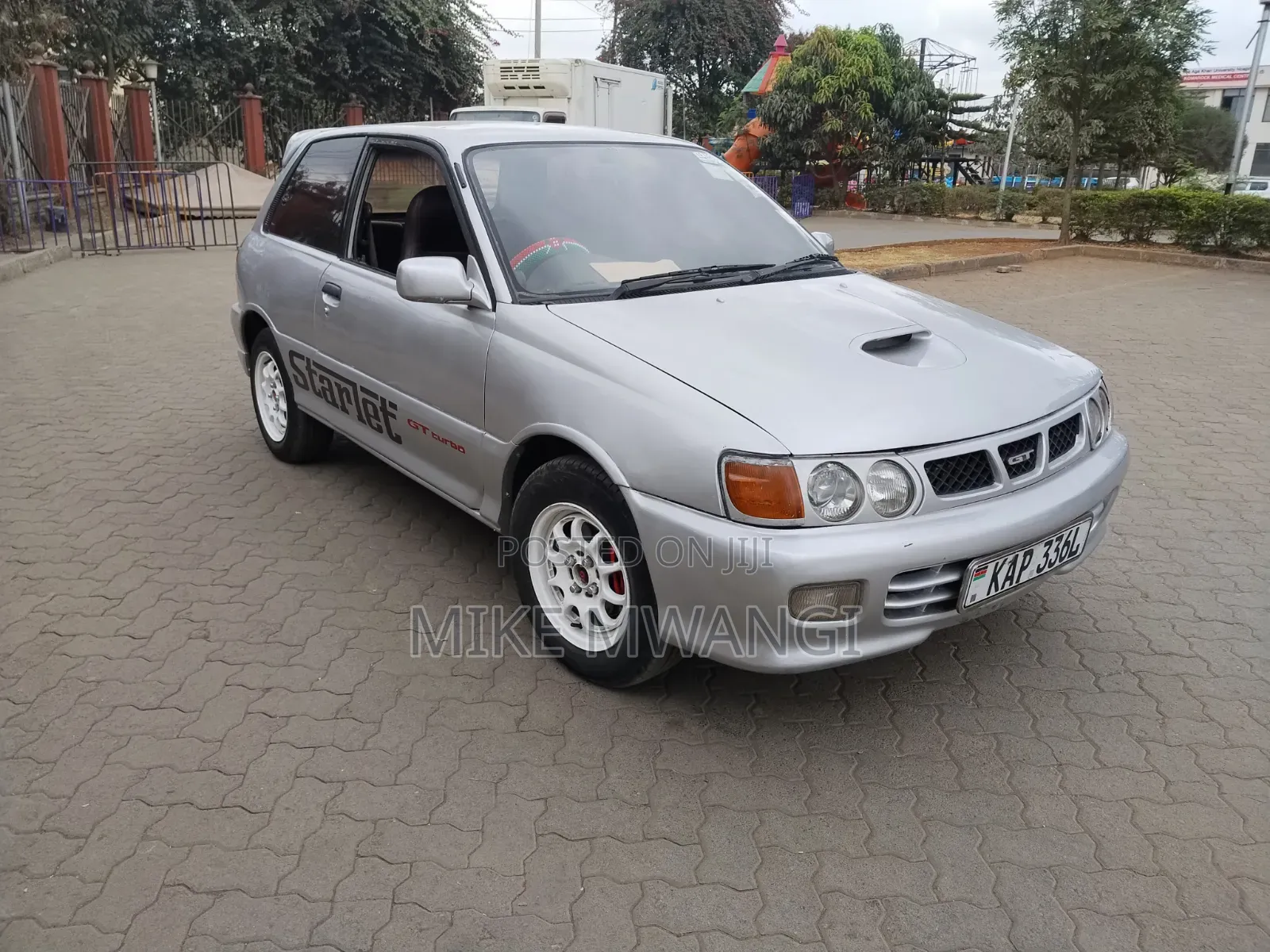 Toyota Starlet 2009 Silver