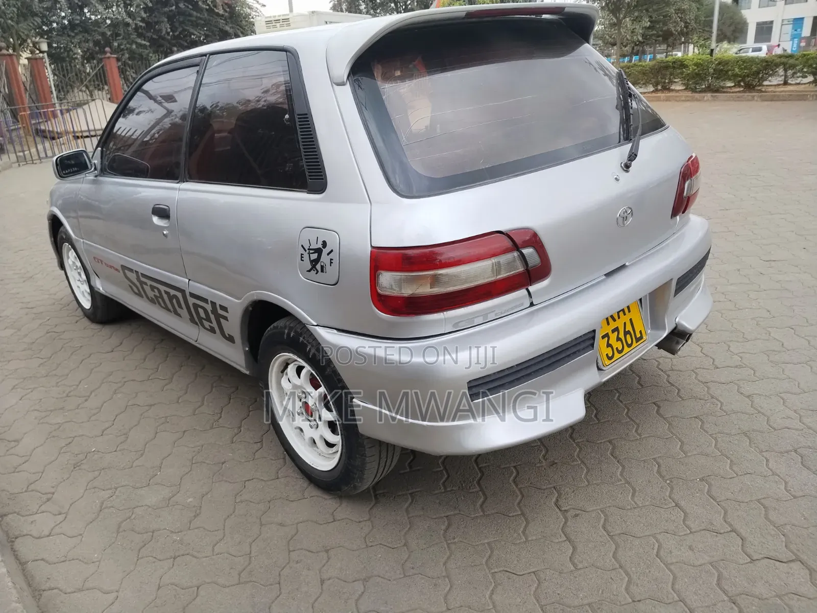 Toyota Starlet 2009 Silver