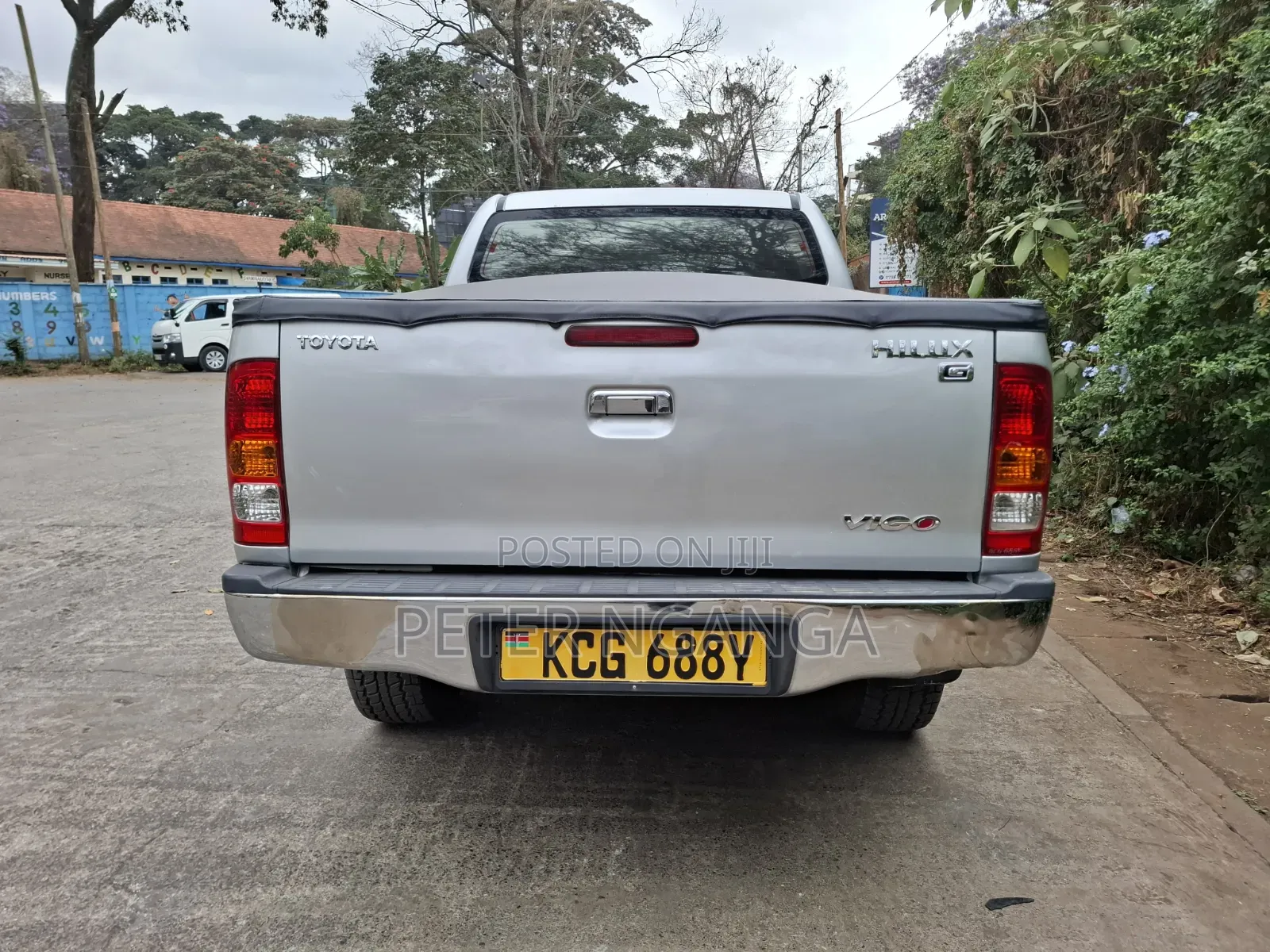 Toyota Hilux 2010 Silver