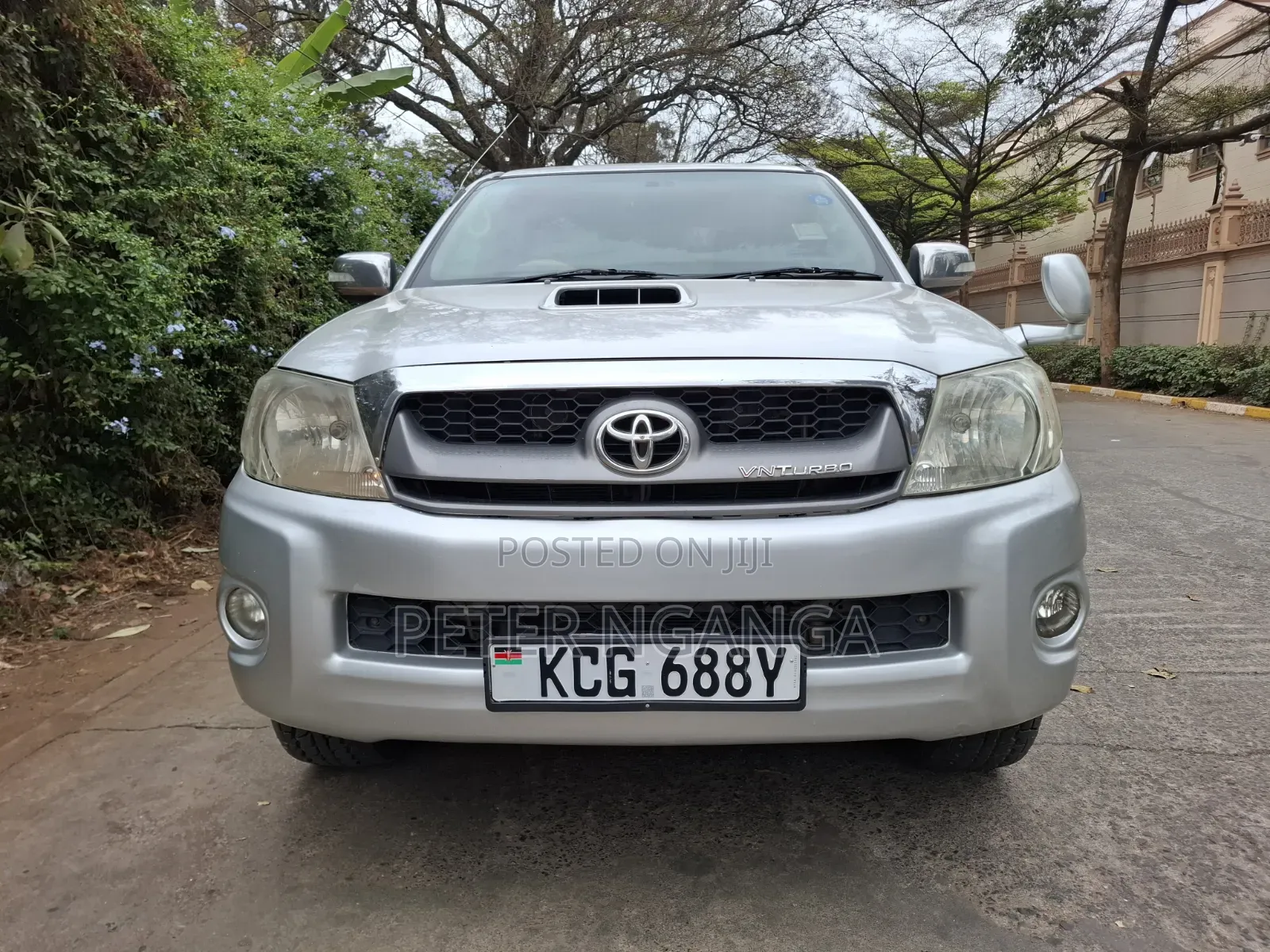Toyota Hilux 2010 Silver