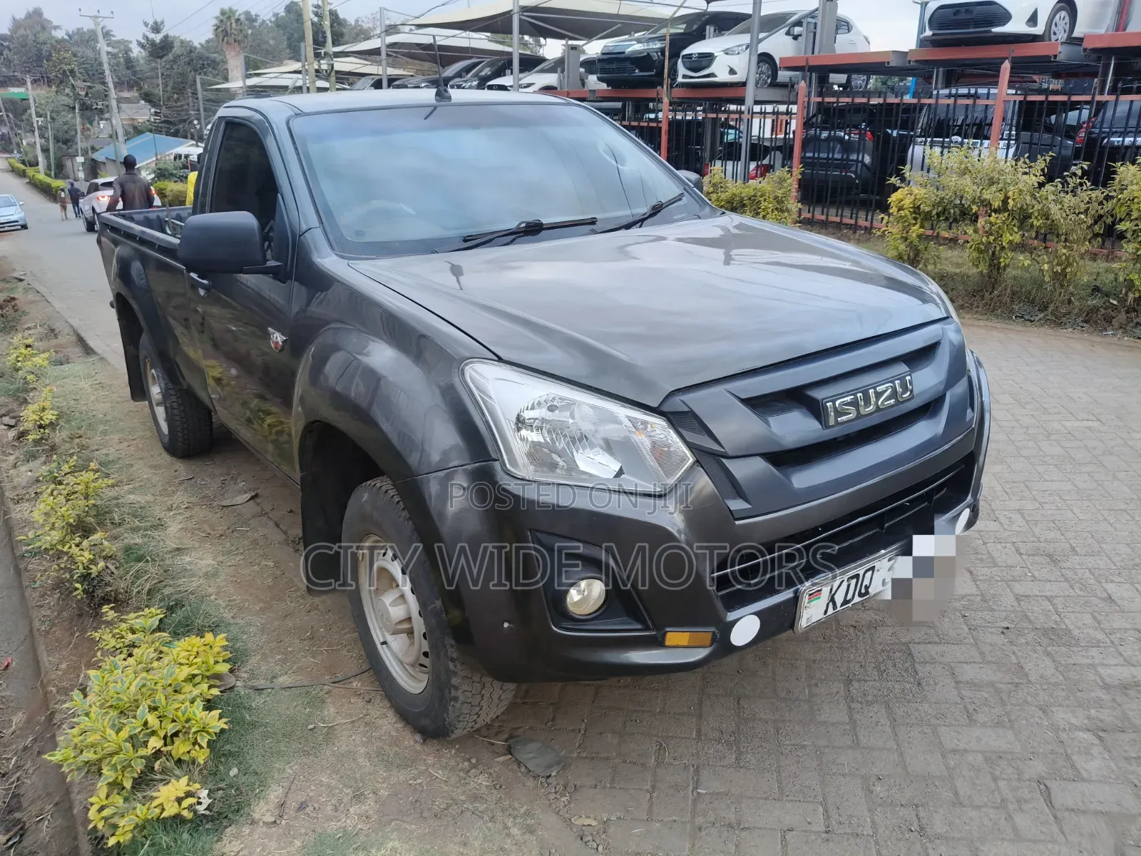 Isuzu D-MAX 2024 Gray