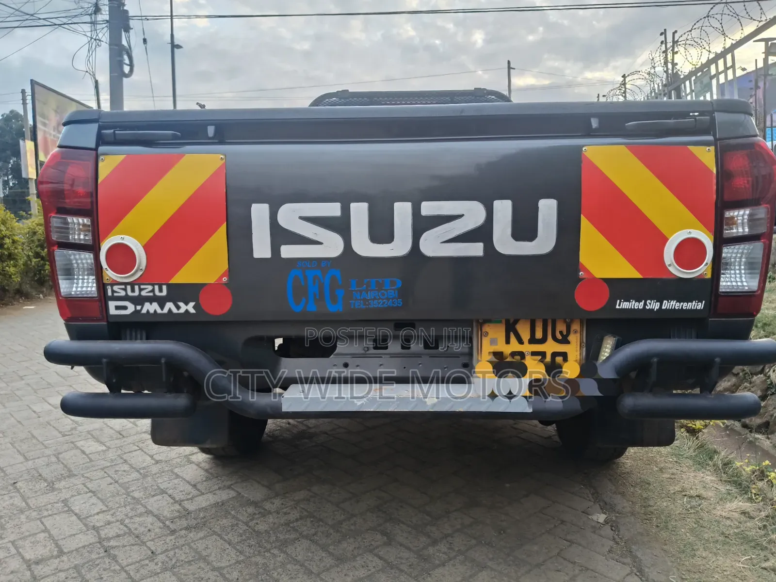 Isuzu D-MAX 2024 Gray