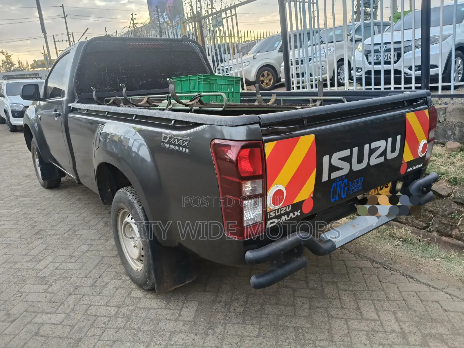 Isuzu D-MAX 2024 Gray