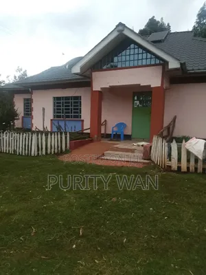 5bdrm Bungalow in Near Githunguri, Karau for sale