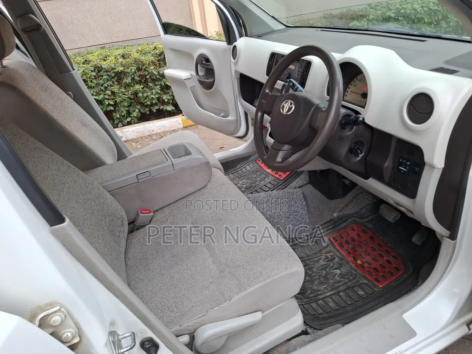 Toyota Passo 1.0 FWD 2012 White