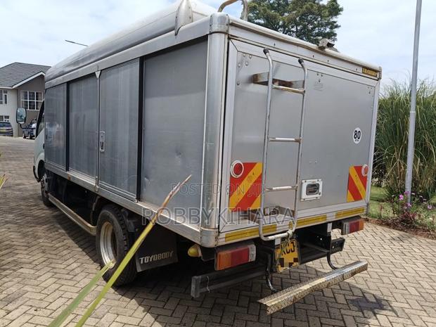 Toyota Dyna 2007 - thumbnail 2