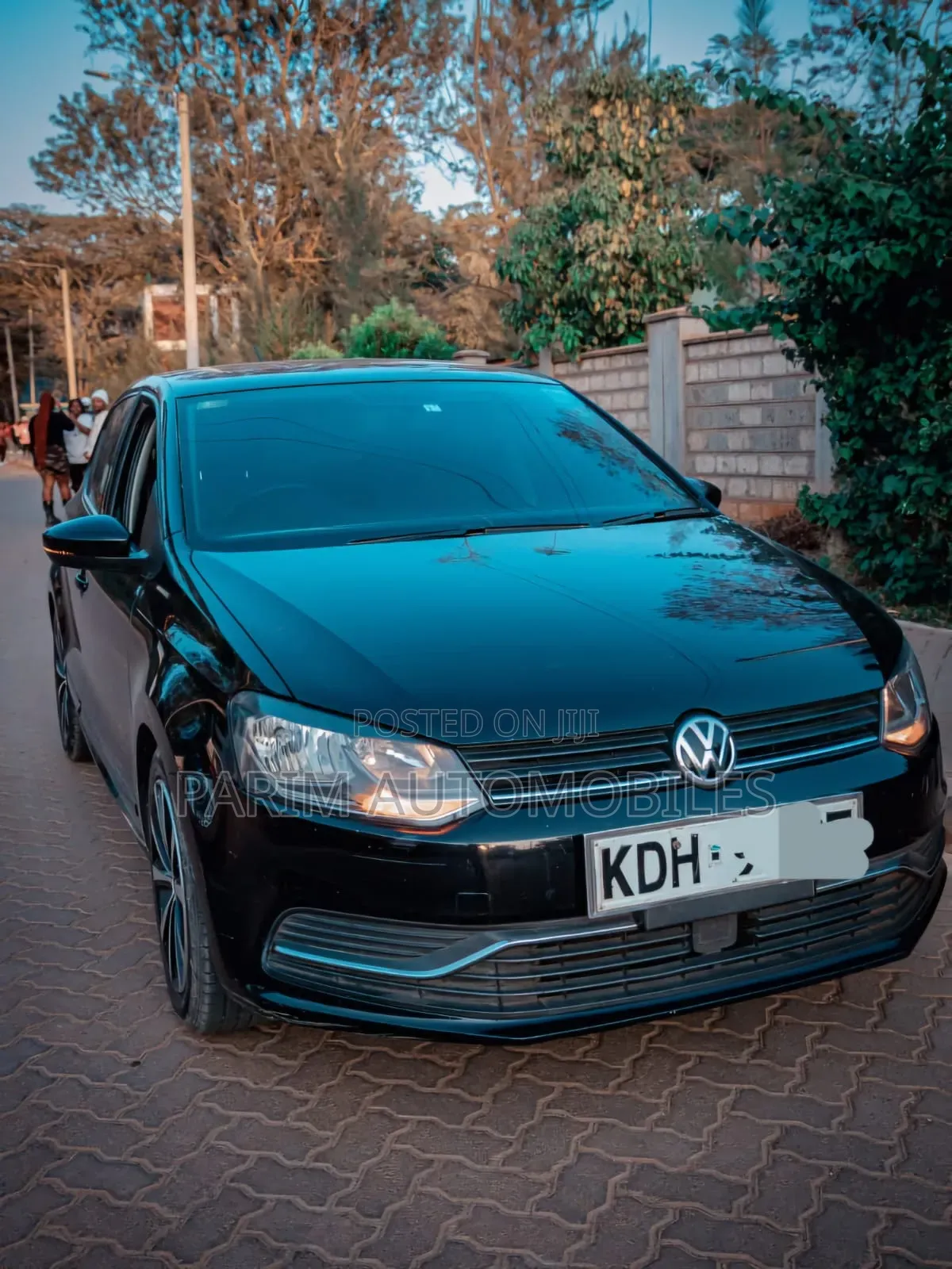 Volkswagen Polo 2015 Black