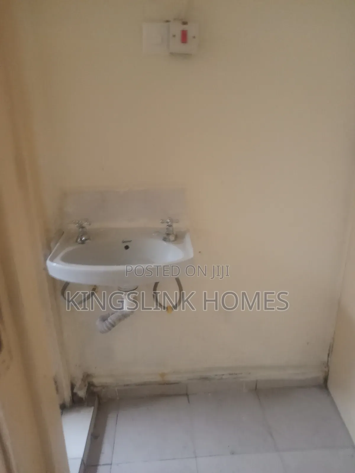 1bdrm Apartment in South B for rent