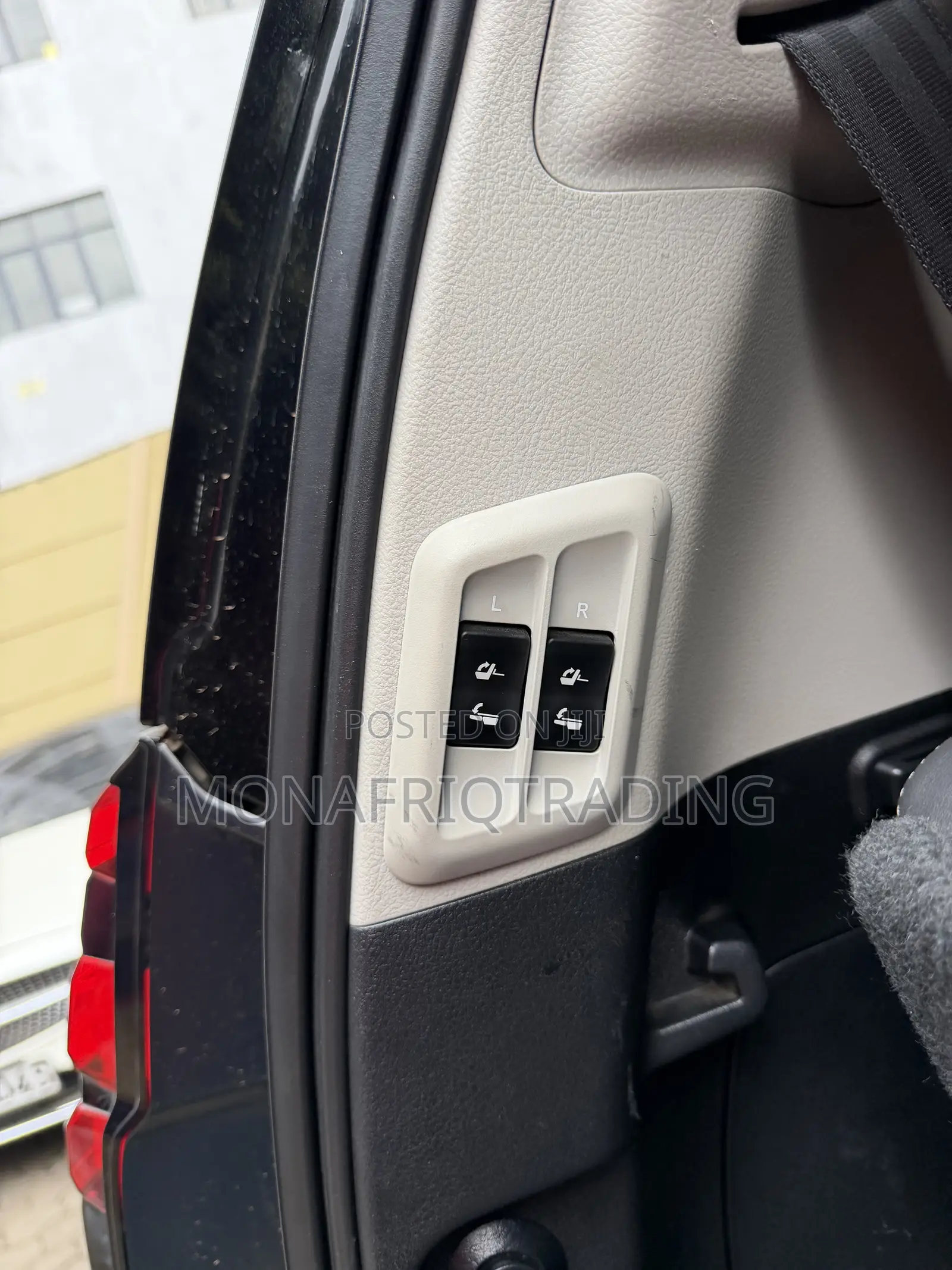 Toyota Land Cruiser Prado 2.7 2018 Black