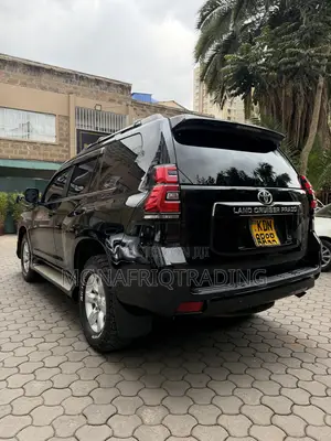Toyota Land Cruiser Prado 2.7 2018 Black