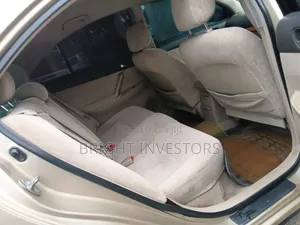 Toyota Premio 2007 Gold