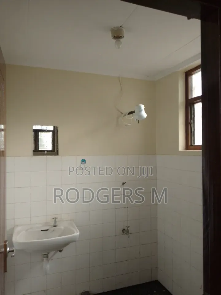 1bdrm Bedsitter in Raphta Road Area for rent