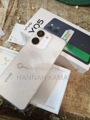 New Vivo Y05 64 GB Gold
