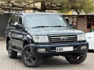 Toyota Land Cruiser 100 4.7 Executive 2006 Blue