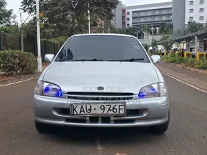Toyota Starlet 1996 Silver
