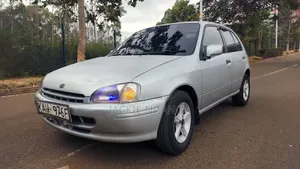 Toyota Starlet 1996 Silver