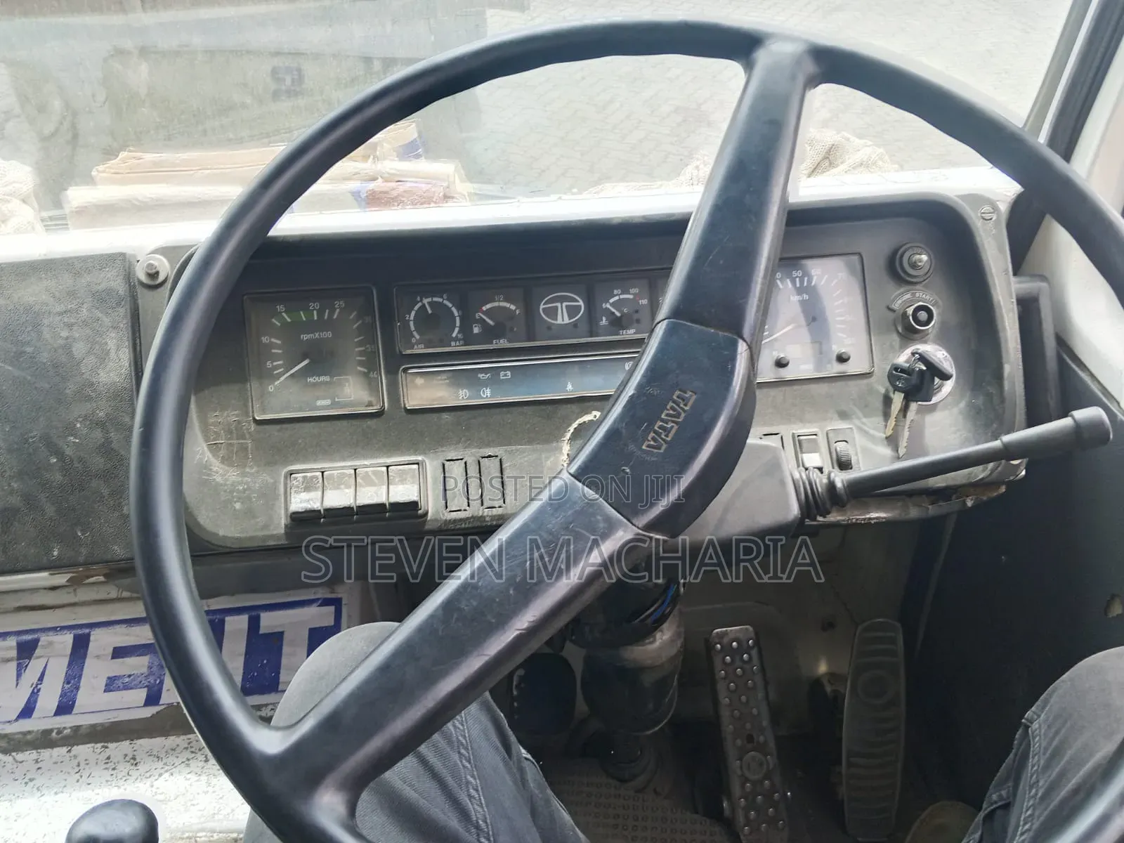 Tata Tipper Slanted Body