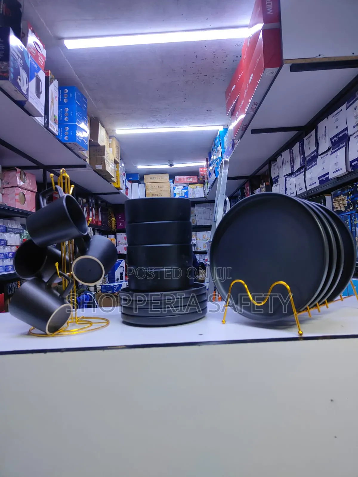 All Black Dinner Set