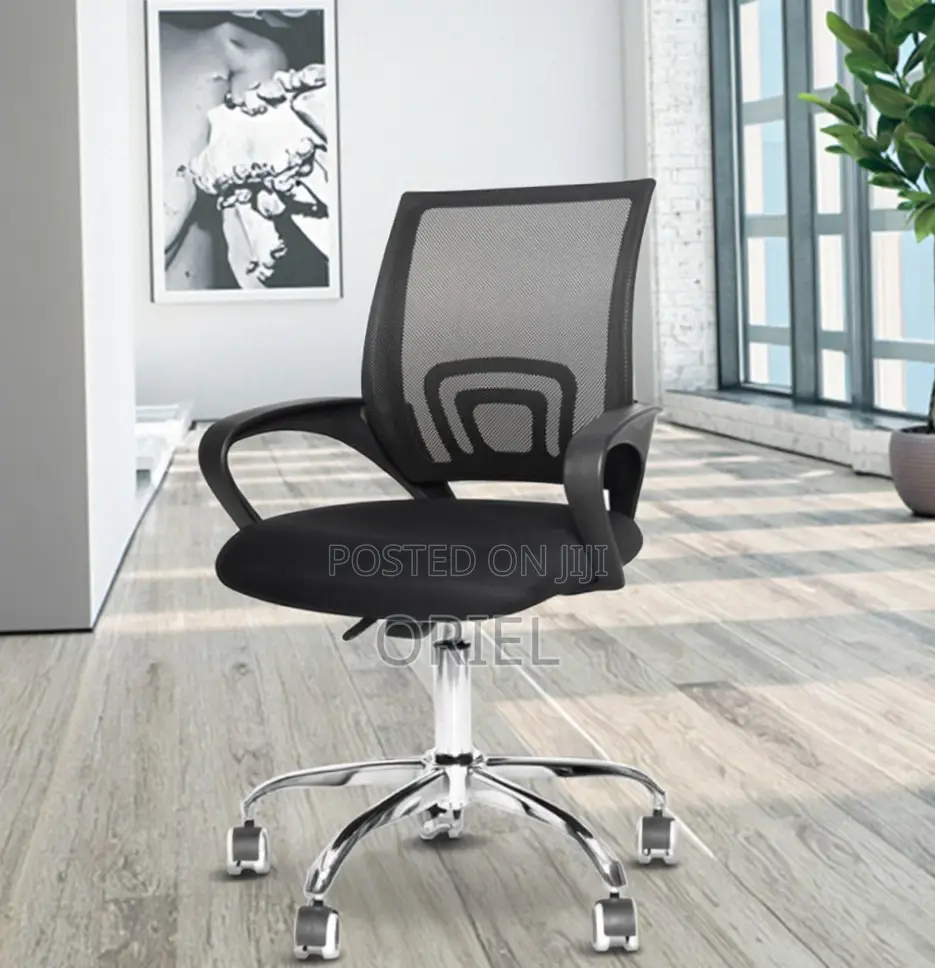 Office Chair : Swivel Breathable Mesh Conference Hall Chair