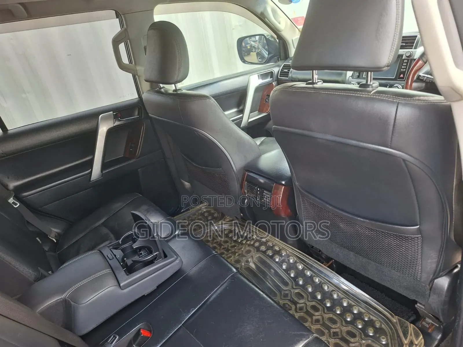 Toyota Land Cruiser Prado 2015 Black