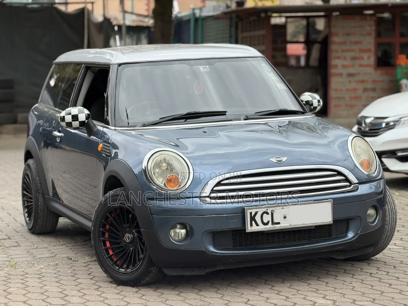 Mini Cooper 2010 Blue
