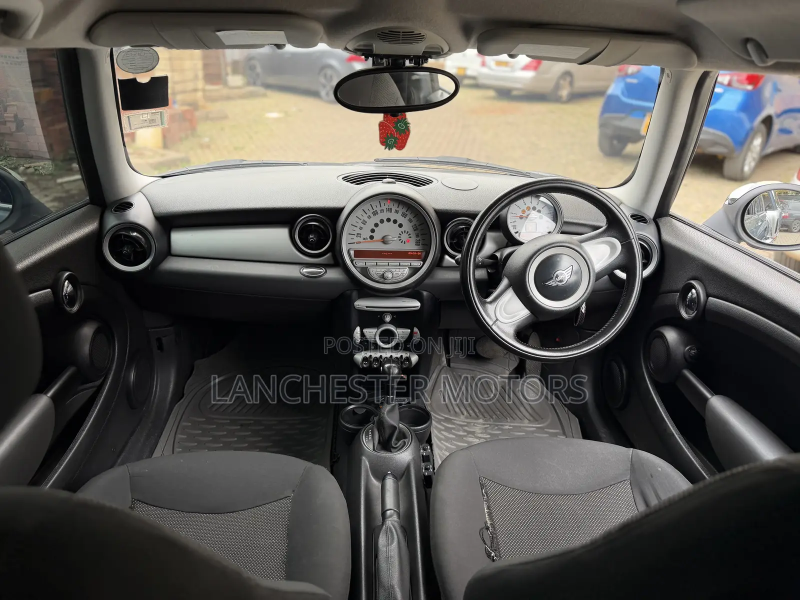 Mini Cooper 2010 Blue