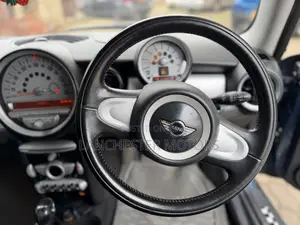 Mini Cooper 2010 Blue