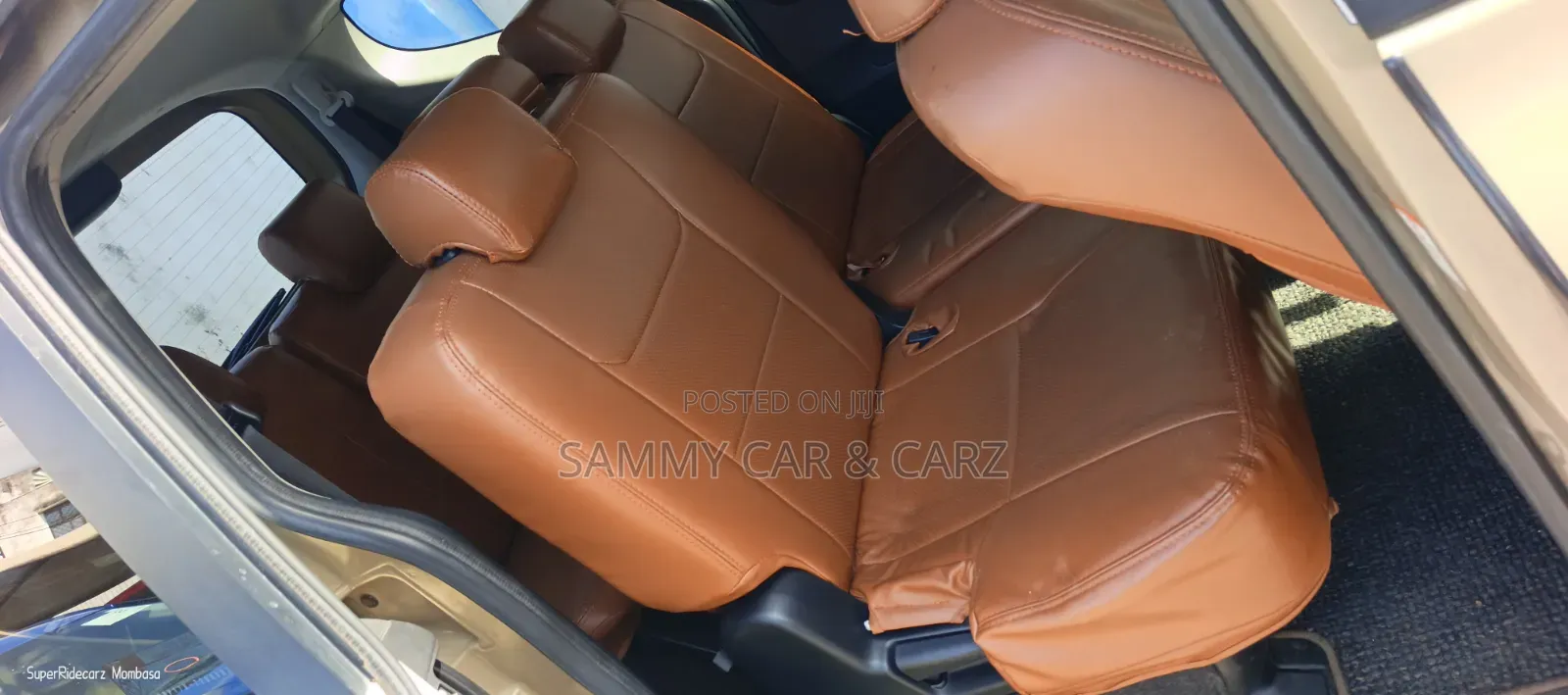 Toyota Sienta 2019