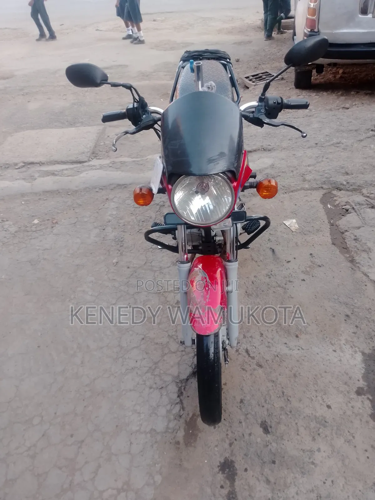 Bajaj Boxer X125 2021 Red