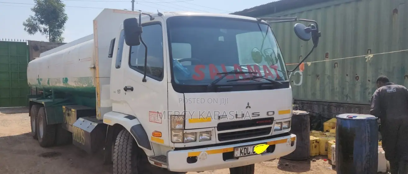 Mitsubishi FN627 Year 2022