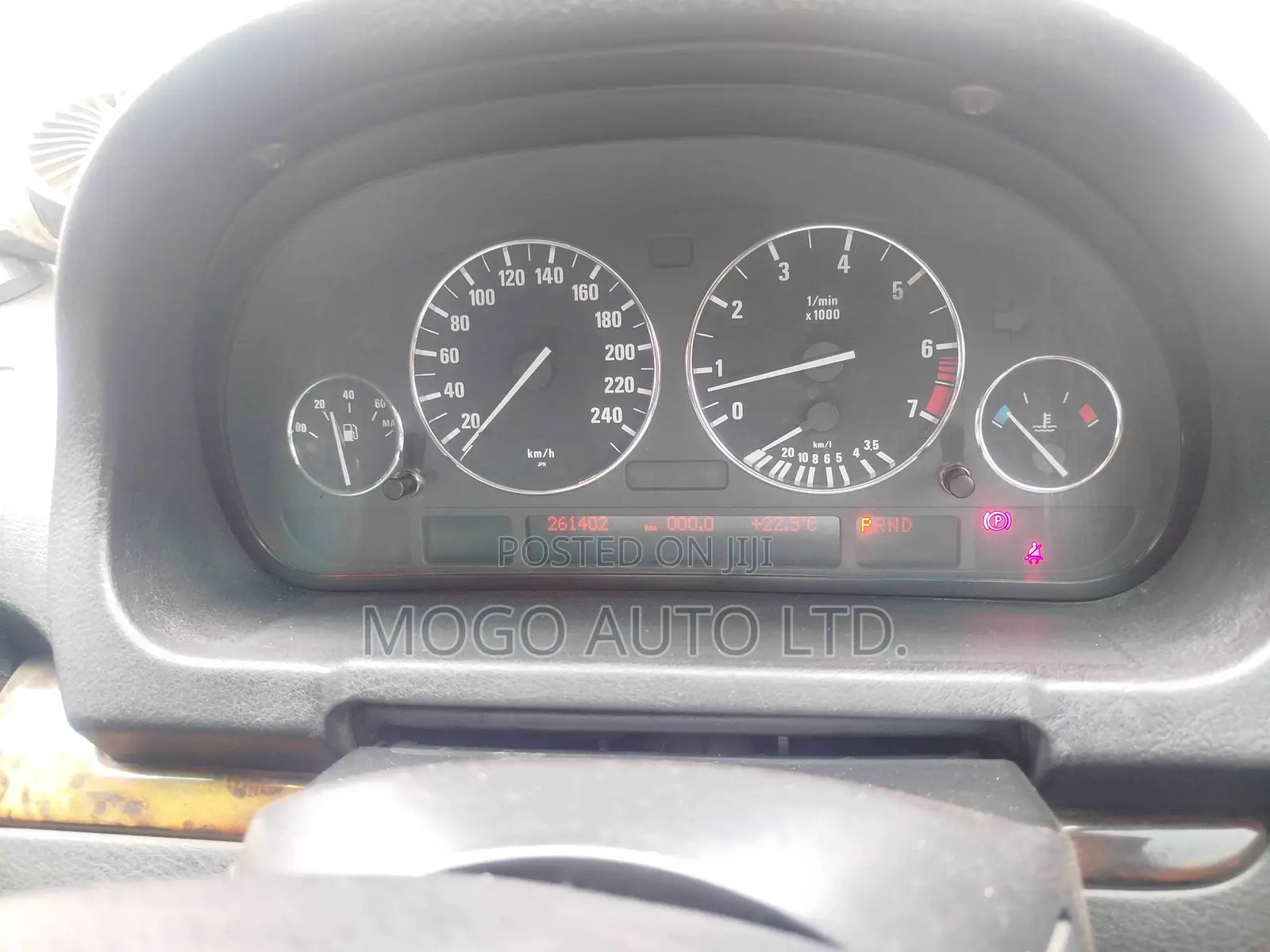BMW X5 2001 Red
