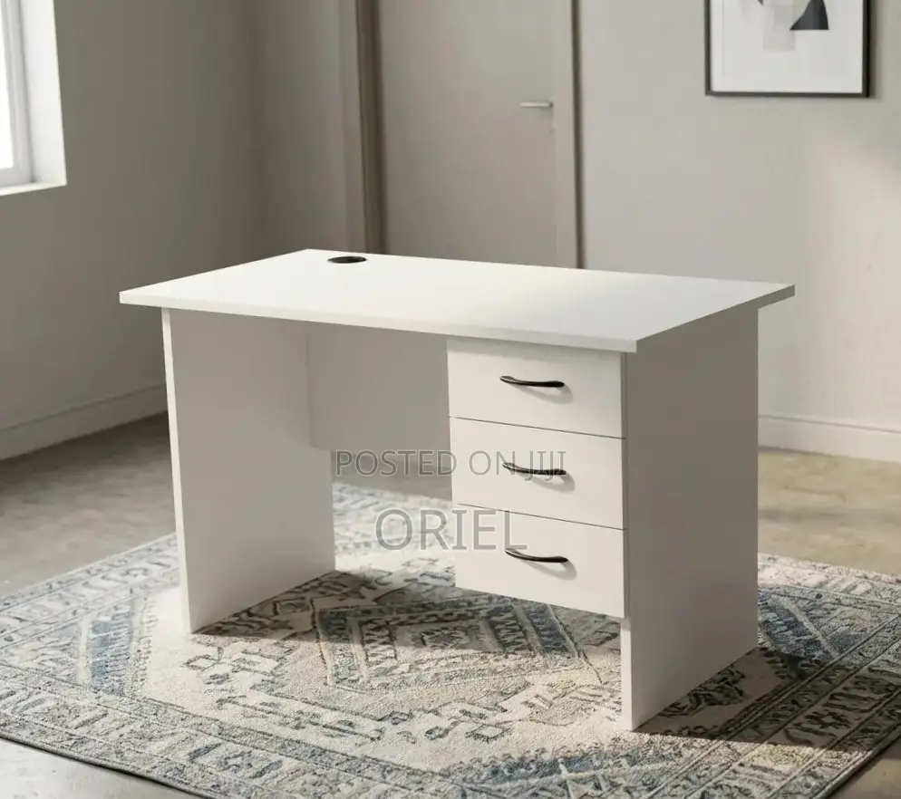 Office Study Desk : White 1.0M Study Desk