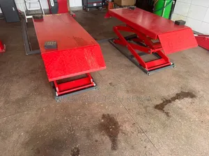 Heavy Duty High Rise Scissor Lifting Machine With All Accessories