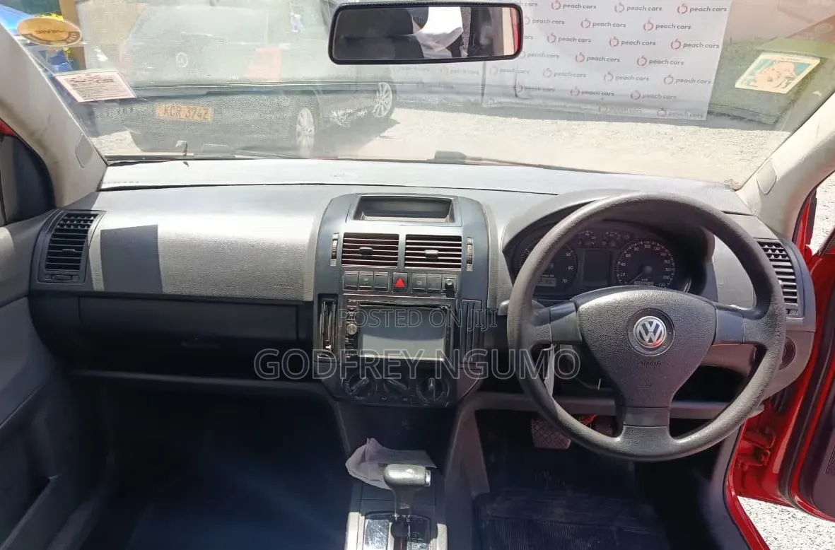 Volkswagen Polo 2006 Red