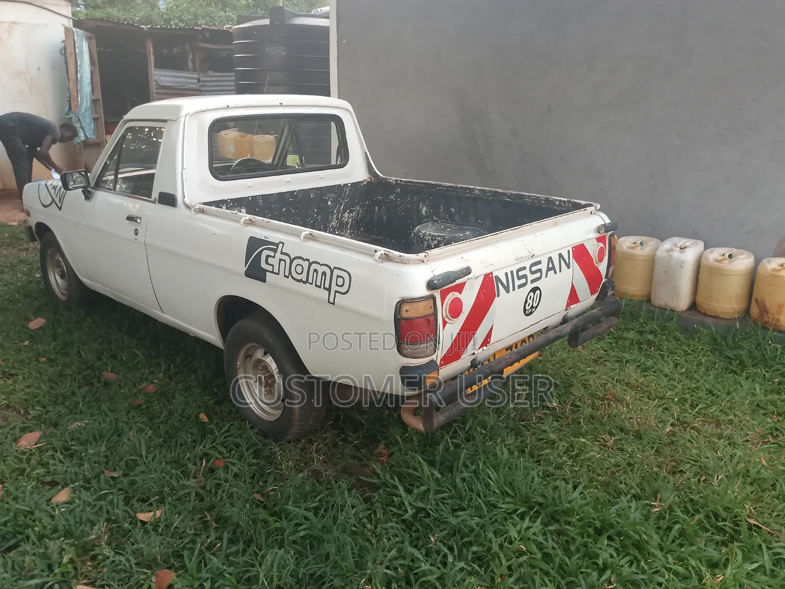 Nissan 1400 2005 White
