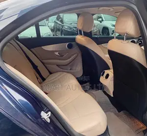 Mercedes-Benz C200 2015 Blue