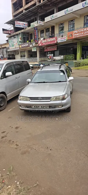 Toyota Corolla 2000 Silver