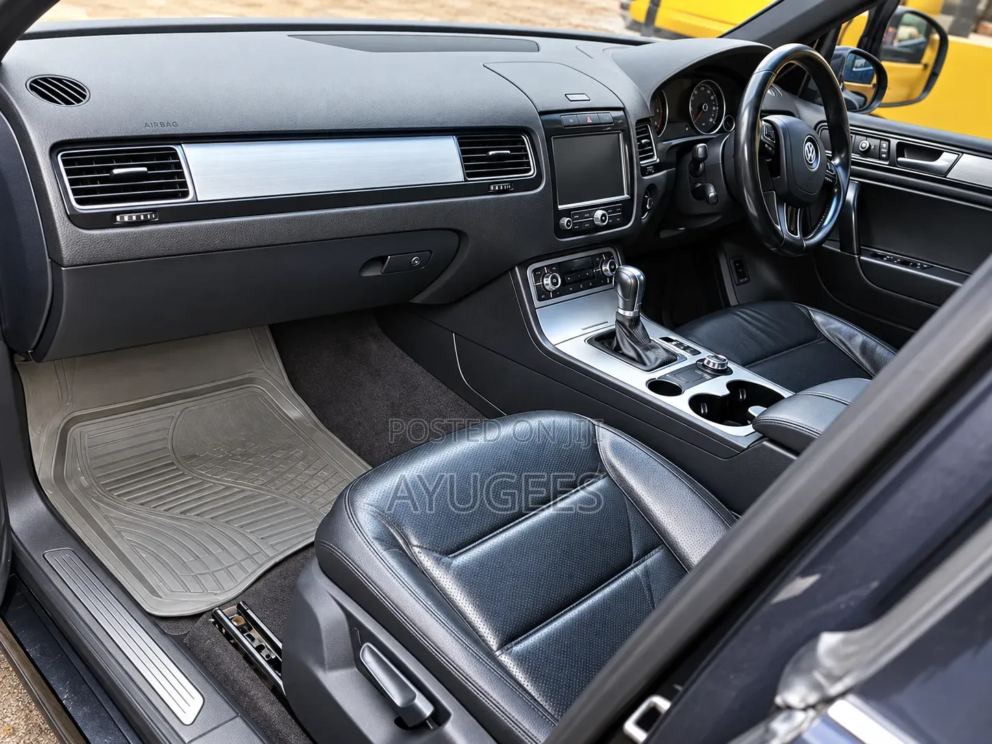 Volkswagen Touareg 2013 Black
