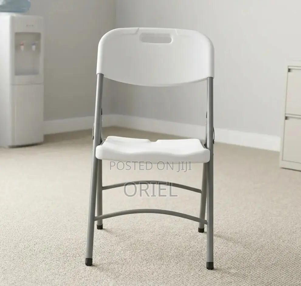 Office Chair : White Foldable Plastic Camping Chair