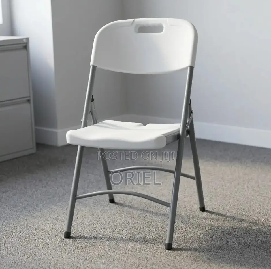 Office Chair : White Foldable Plastic Camping Chair