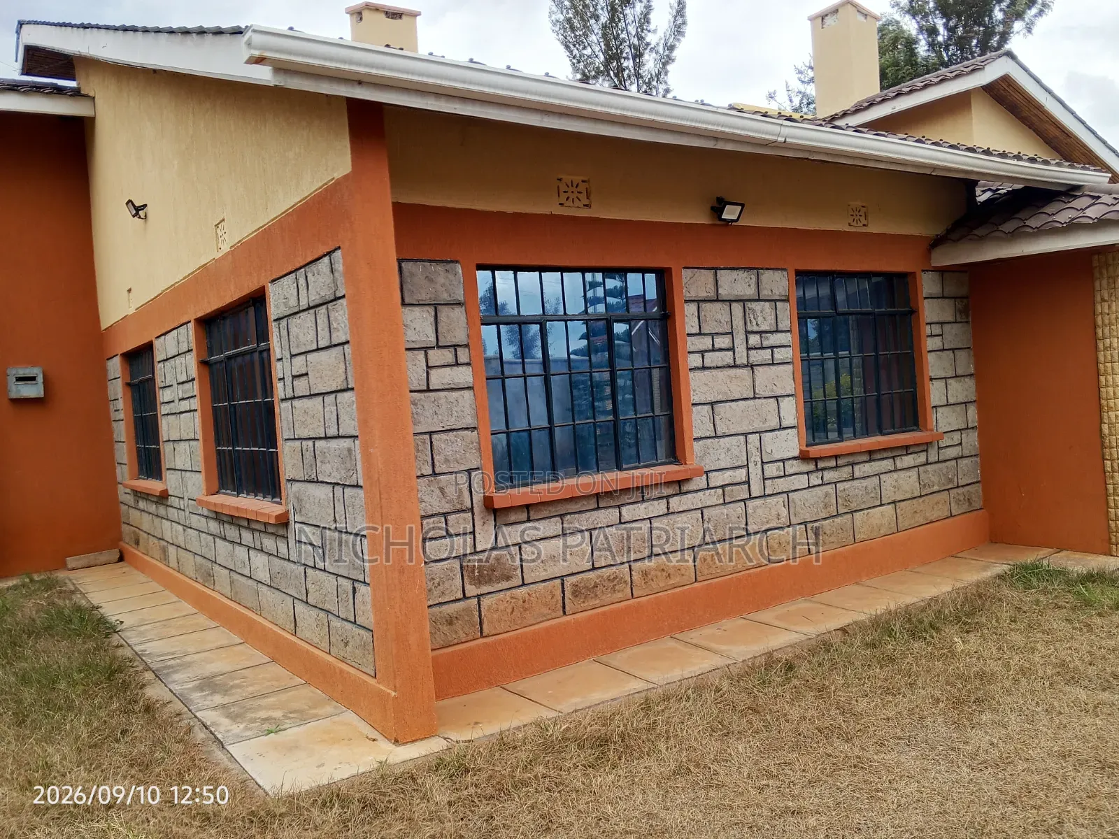 3bdrm Bungalow in Miwani, Mumbuni for sale