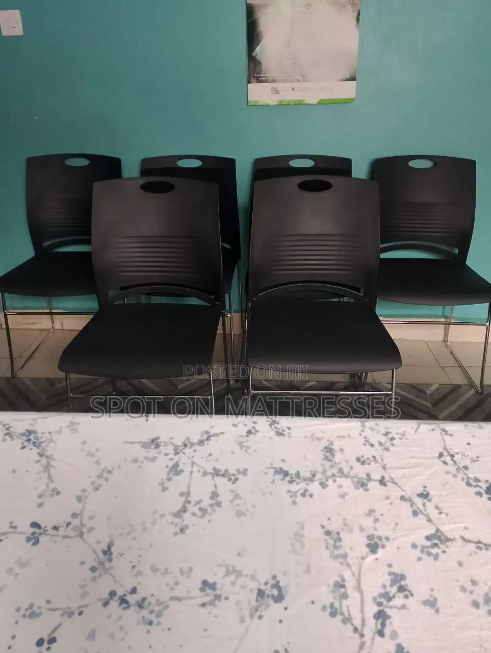 Offer! Classic Waiting Chairs for Sale! Delivery Available Countrywide