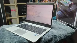 Laptop HP EliteBook 830 G6 8GB Intel Core i7 SSD 128GB