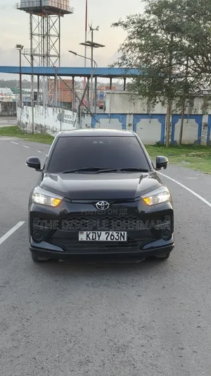 Toyota Raize 2019 Black