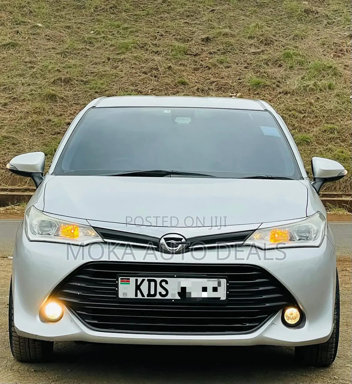 Toyota Axio 1.5 G 2WD 2017 Silver
