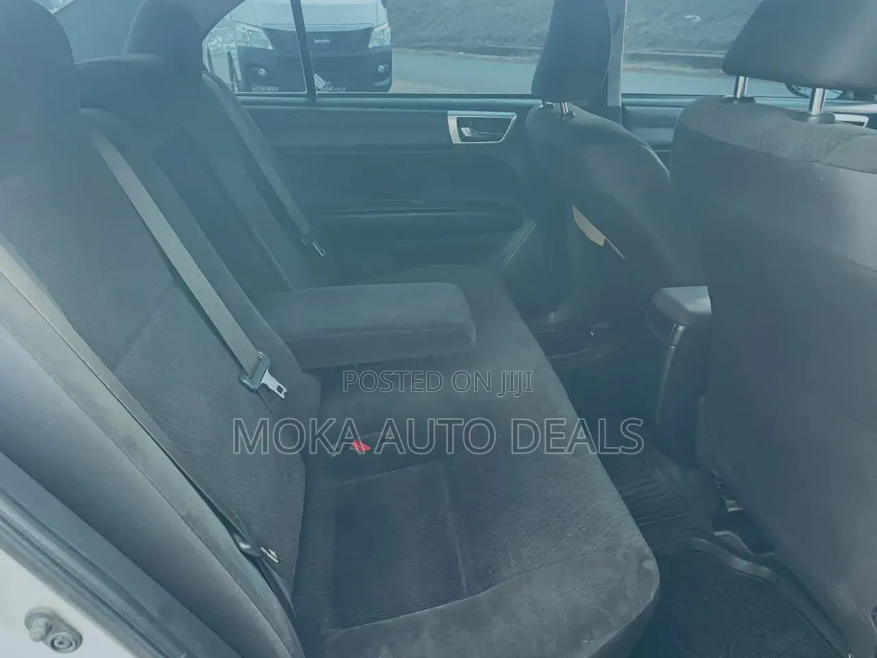 Toyota Axio 1.5 G 2WD 2017 Silver