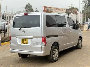 Nissan NV200 2010 Silver