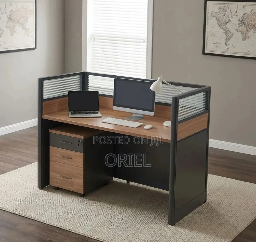 1-Seater Staff Office Workstation : Staff Computer Workstation