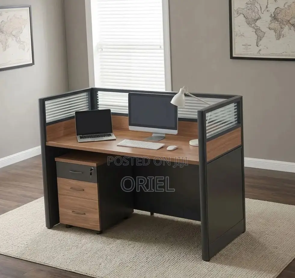 1-Seater Staff Office Workstation : Staff Computer Workstation